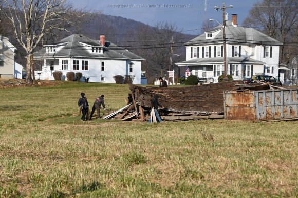 2021-12-22-Zentz Farm Demo_JAK_7364