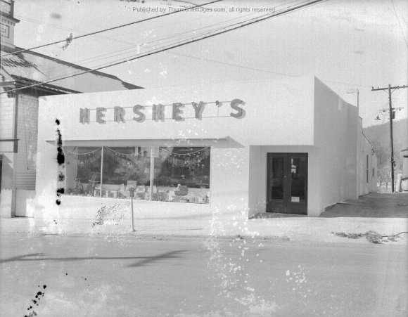 Hershey's 5-10 12-04-1948 003 JAK